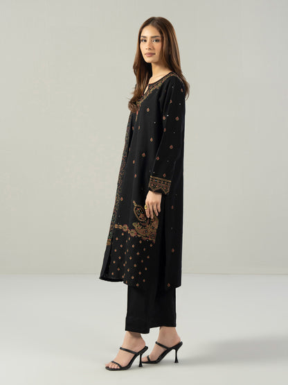 3 Piece Khaddar Suit- Embroidered (Pret)
