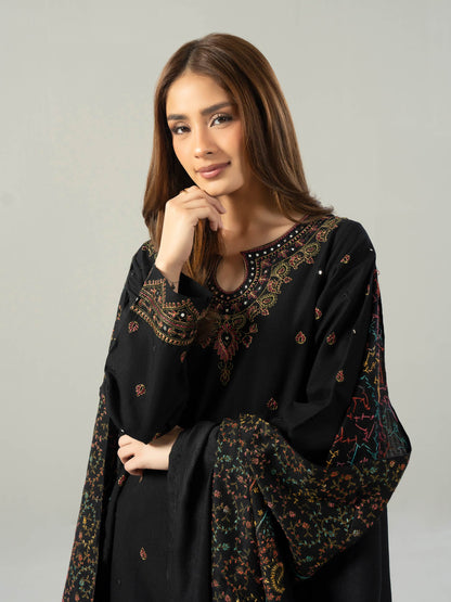 3 Piece Khaddar Suit- Embroidered (Pret)