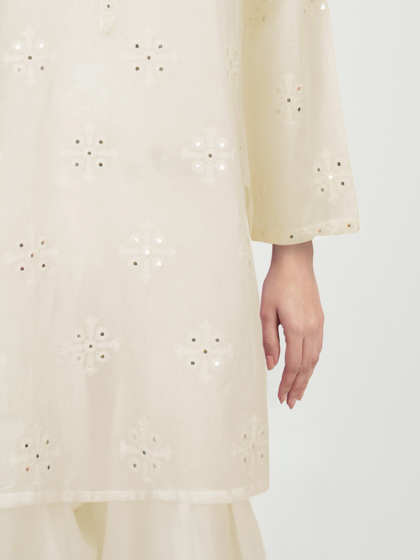 2 Piece Cambric Suit- Embroidered (Pret)