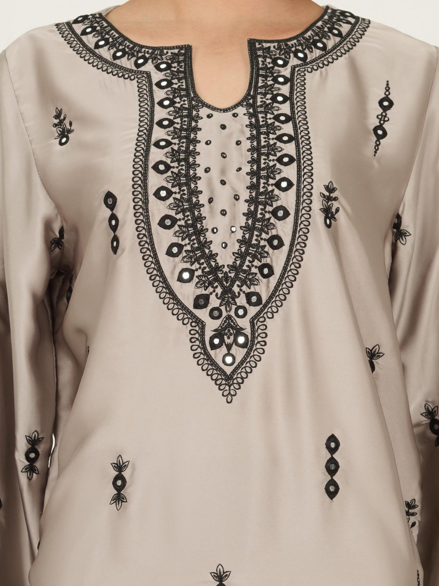 2 Piece Silk Suit- Embroidered (Pret)