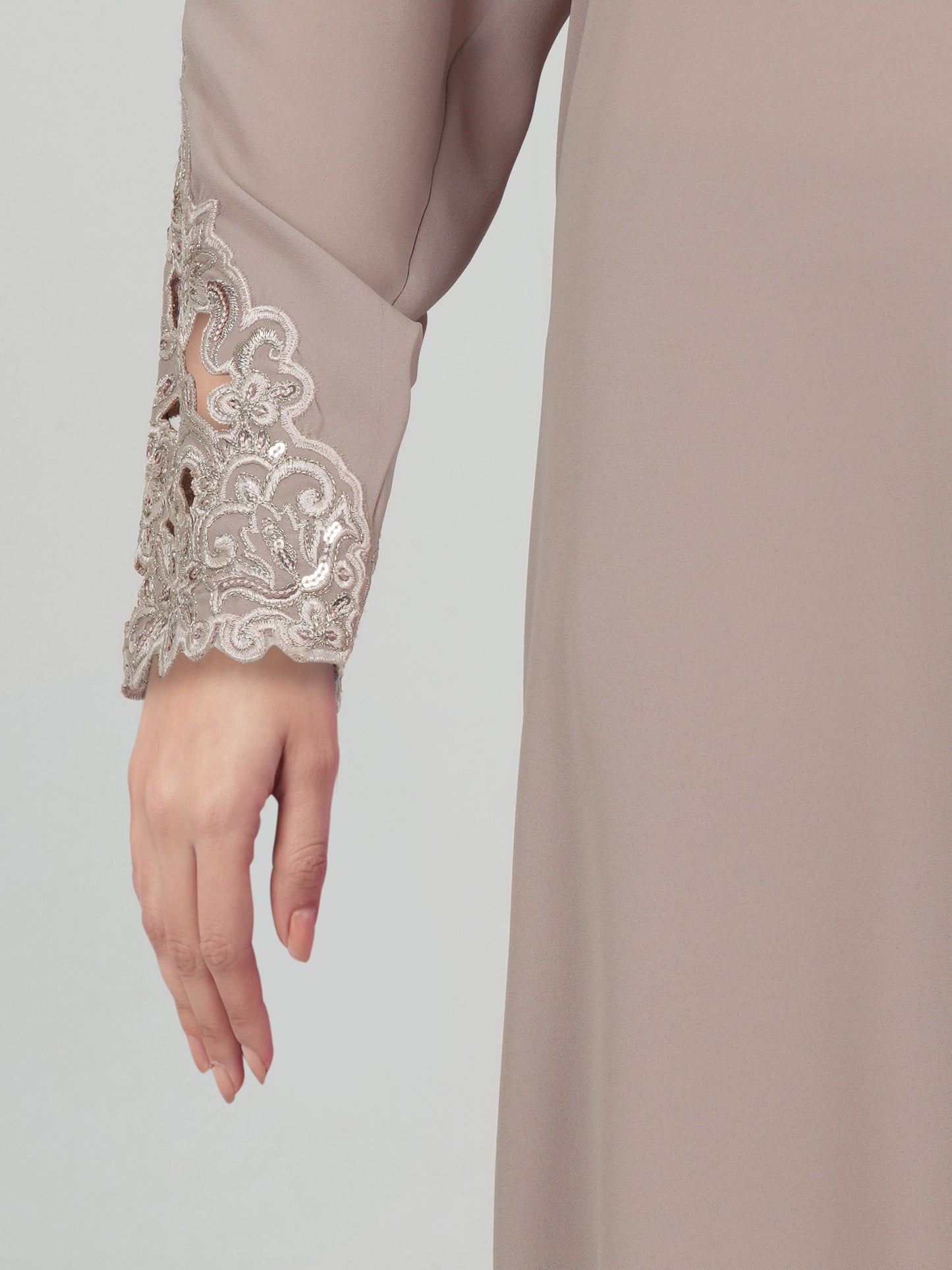 2 Piece Grip Suit- Embroidered (Pret)