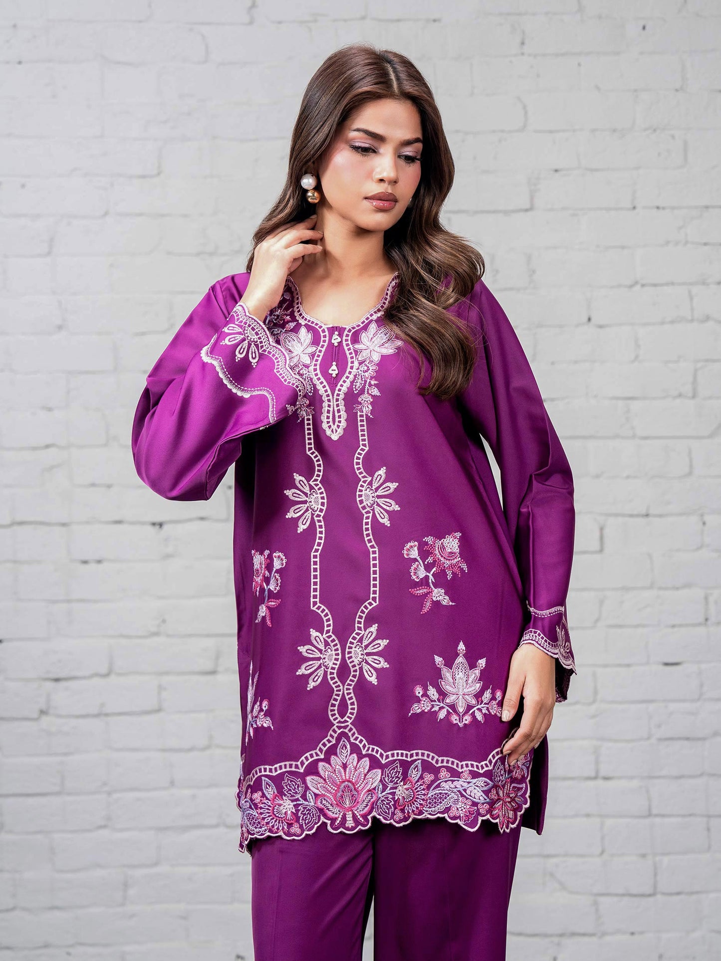 Grip Co-ord Set- Embroidered (Pret)