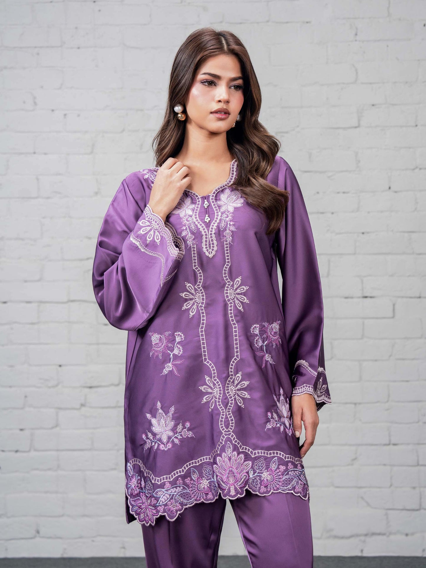 Grip Co-ord Set- Embroidered