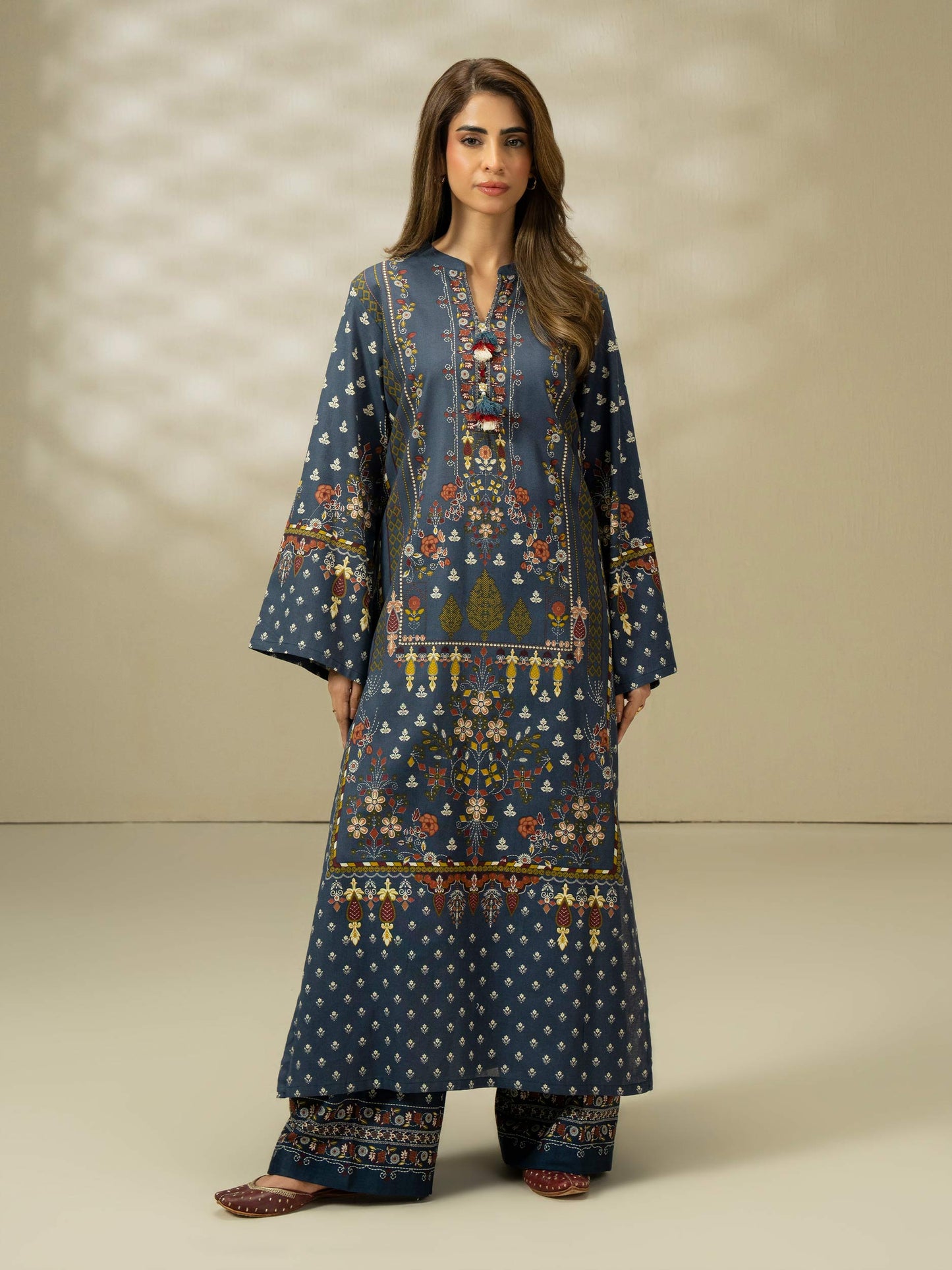 2 Piece Khaddar Suit-Printed (Pret)