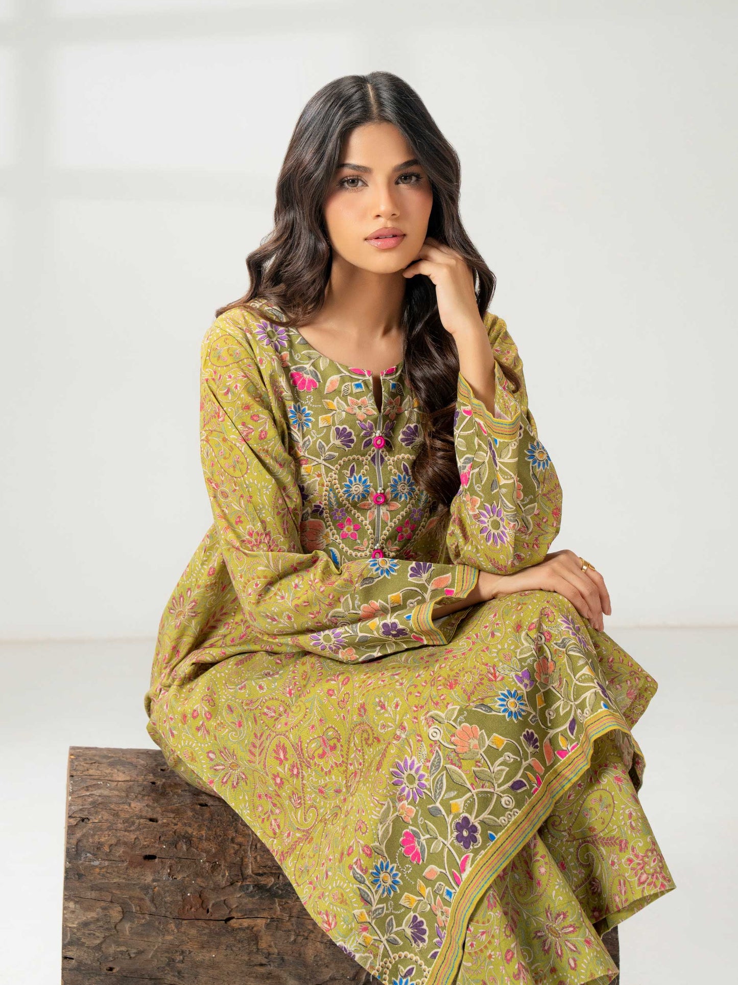 2 Piece Khaddar Suit-Printed (Pret)