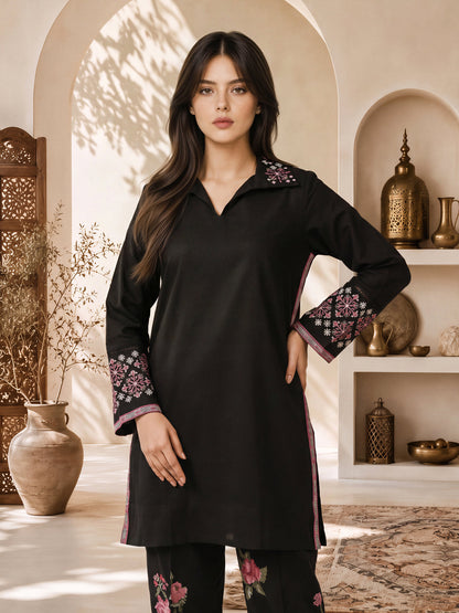 2 Piece Khaddar Suit- Embroidered (Pret)