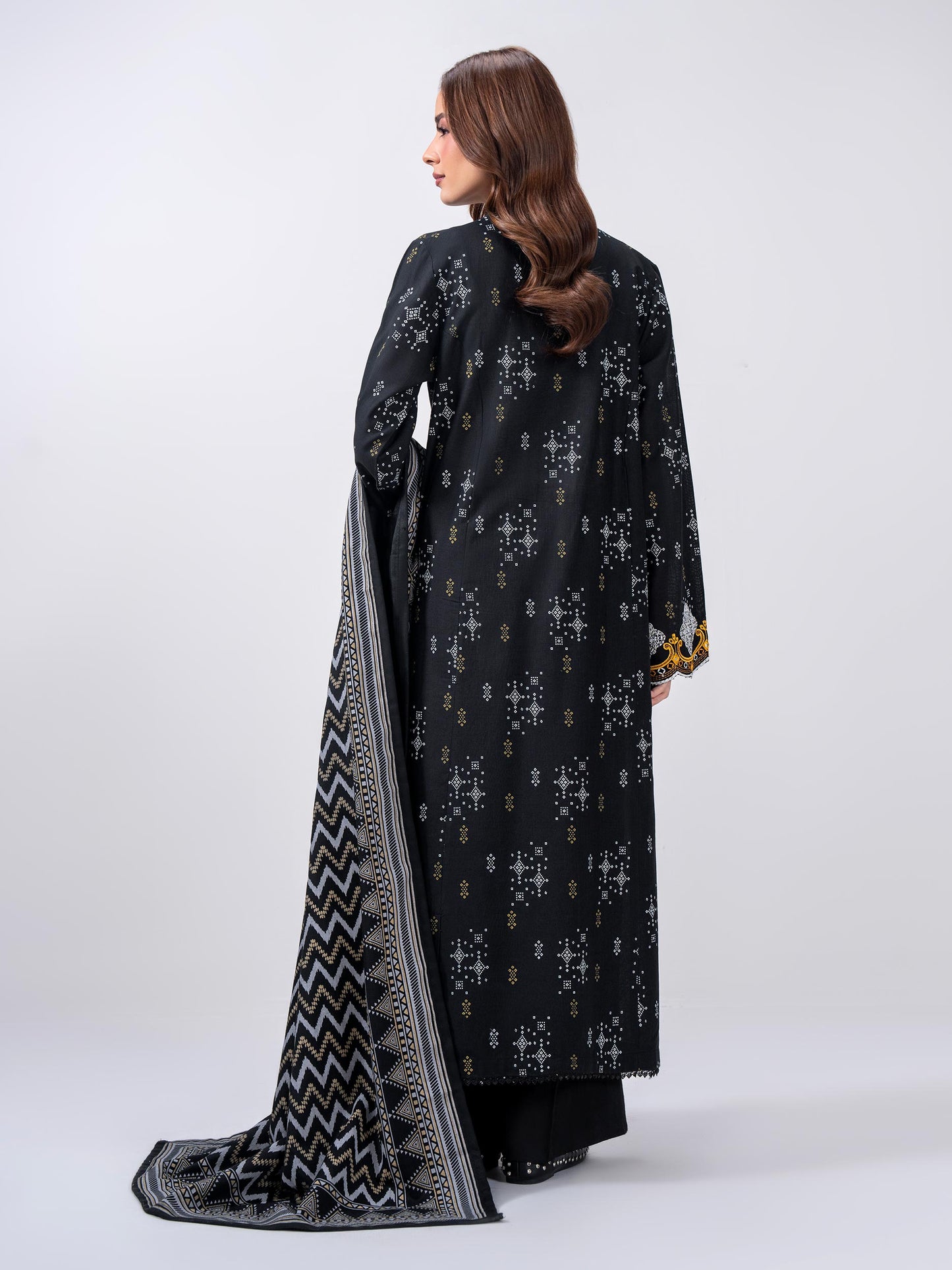 2 Piece Slub Khaddar Suit- Embroidered (Pret)