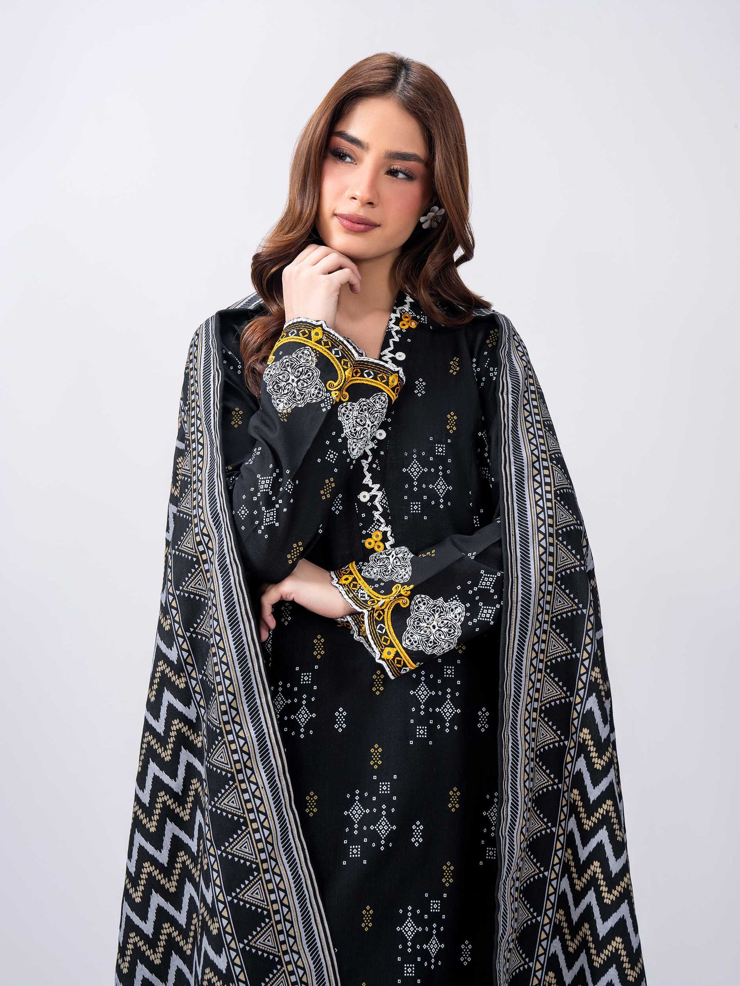 2 Piece Slub Khaddar Suit- Embroidered (Pret)