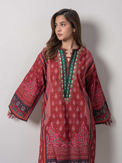 2 Piece Khaddar Suit- Embroidered(Pret)