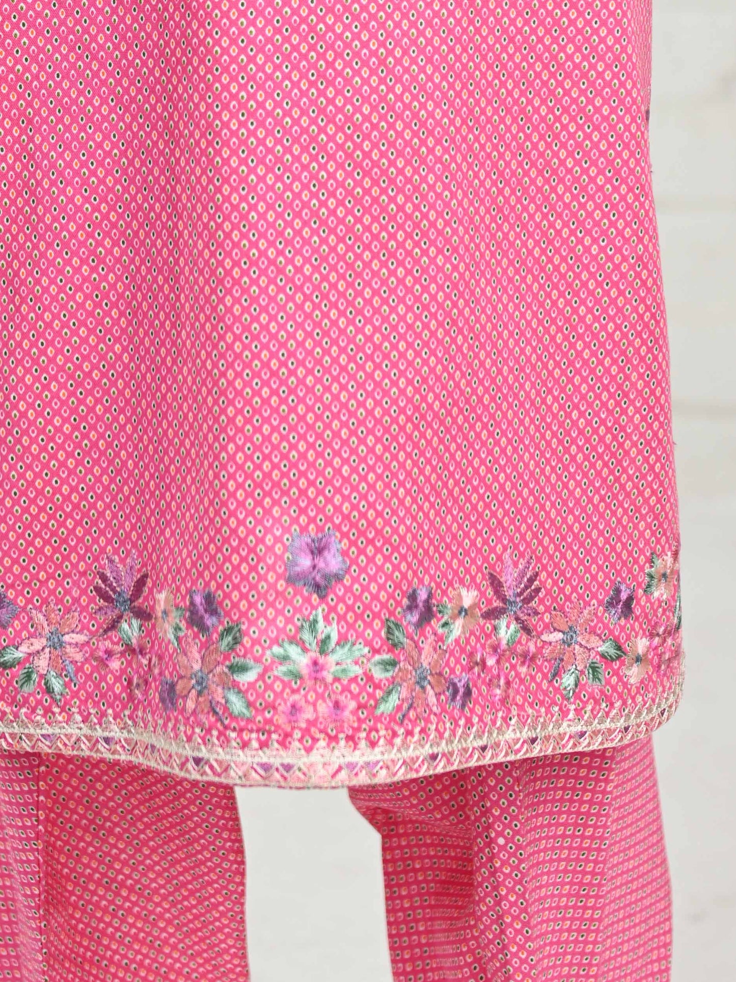 2 Piece Khaddar Suit- Embroidered (Pret)