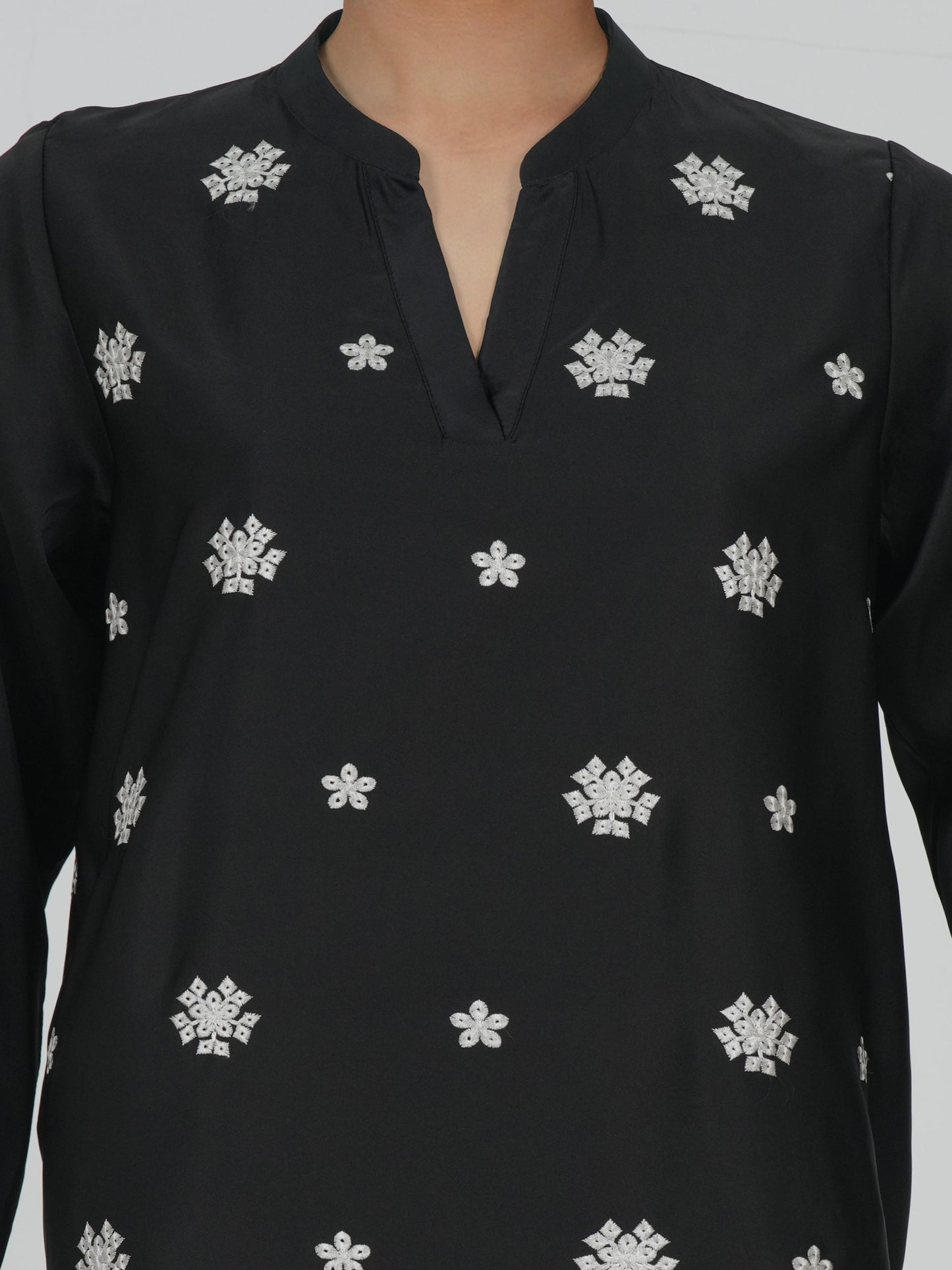 2 Piece Silk Suit- Embroidered (Pret)