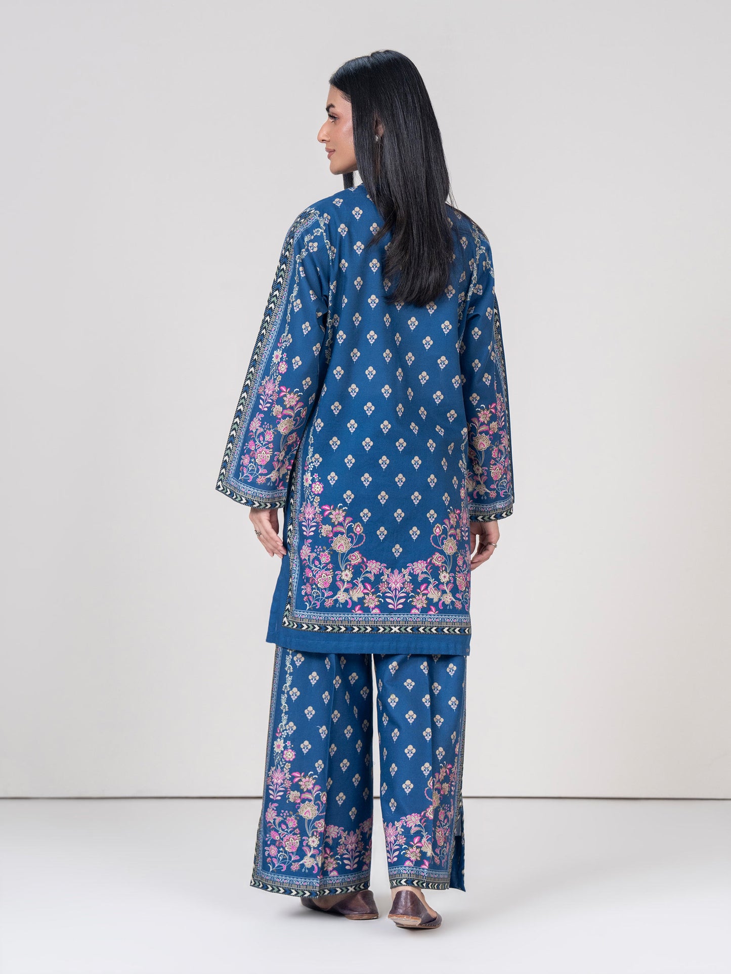 2 Piece Khaddar Suit (Pret)