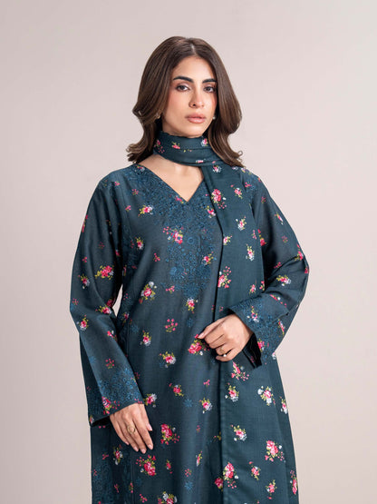 3 Piece Khaddar Suit- Embroidered (Pret)