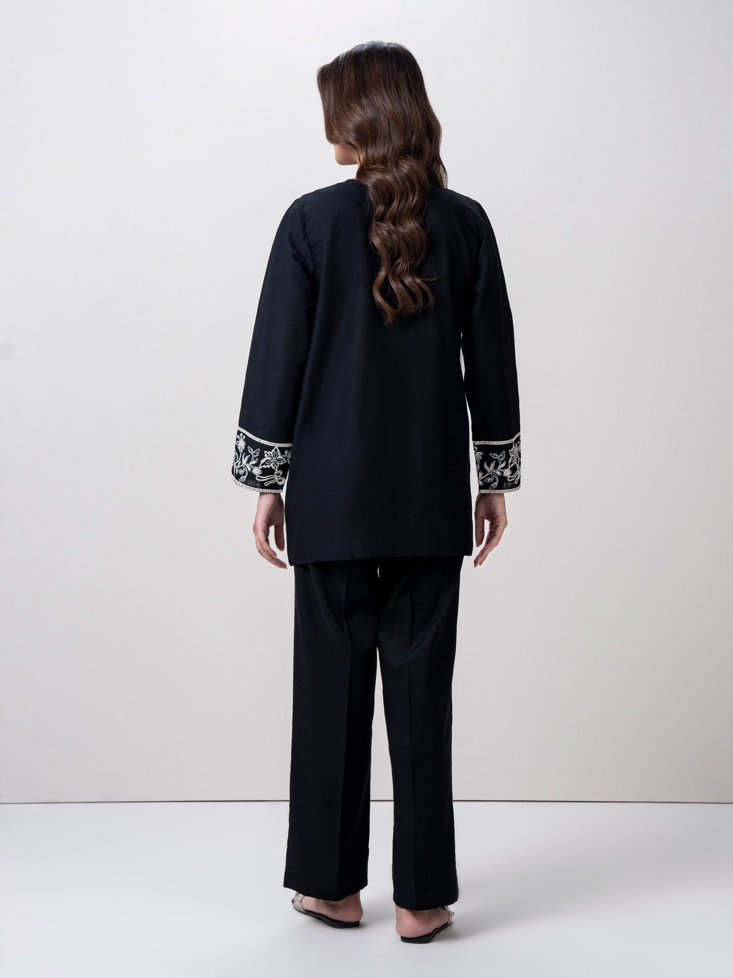 Slub Khaddar Co-ord- Embroidered