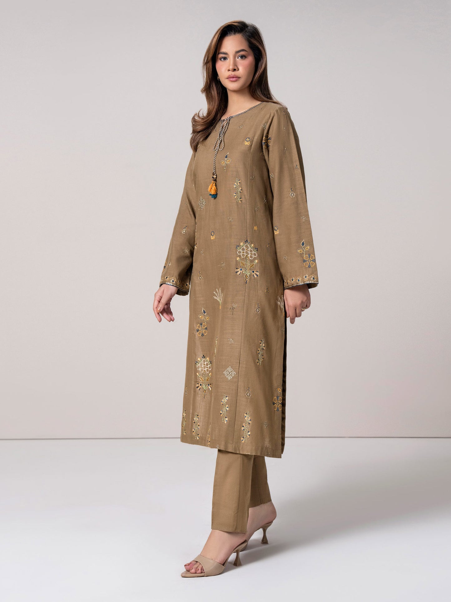 2 Piece Slub Khaddar Suit- Embroidered (Pret)