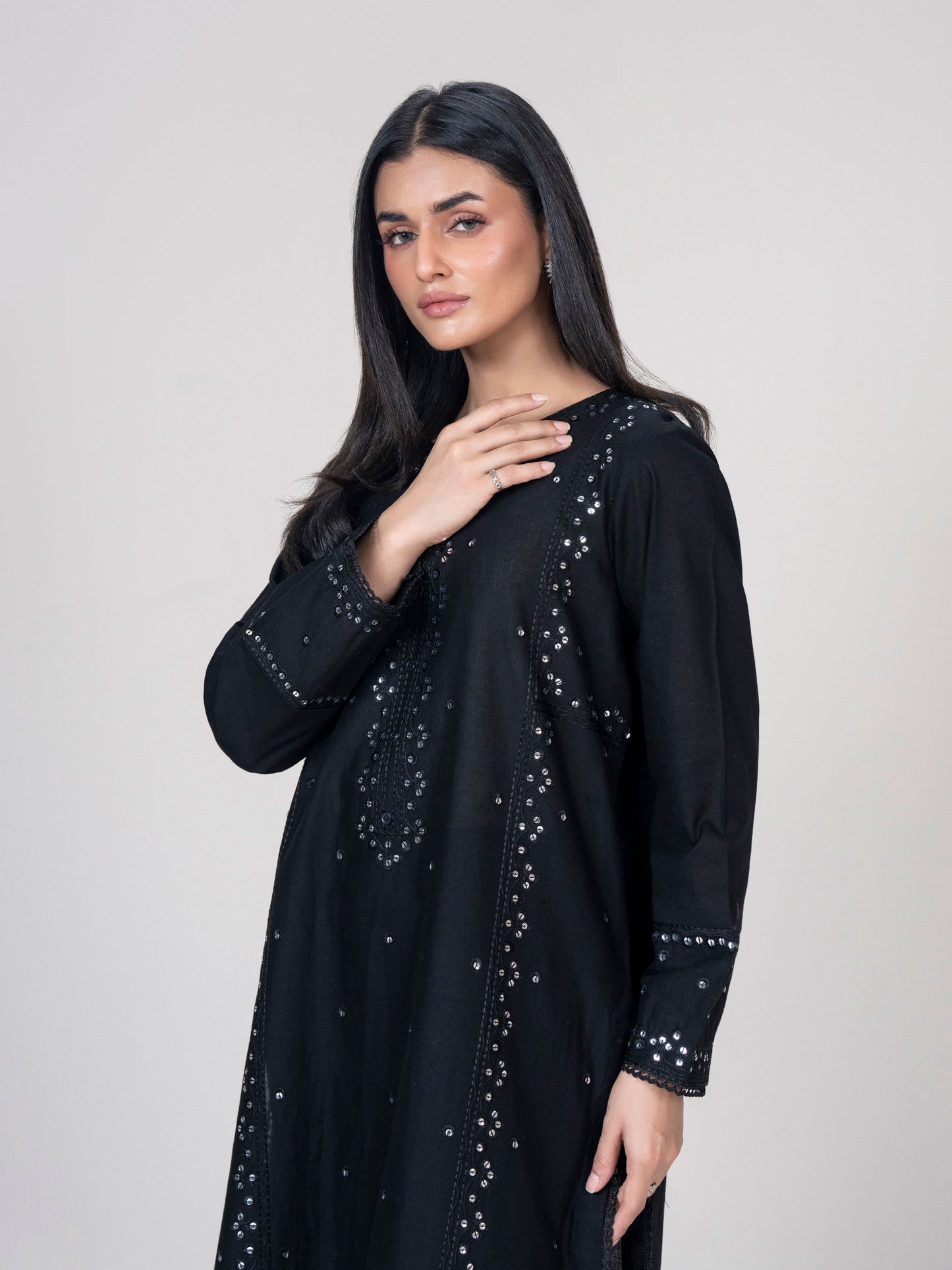 Khaddar Shirt- Embroidered (Pret)