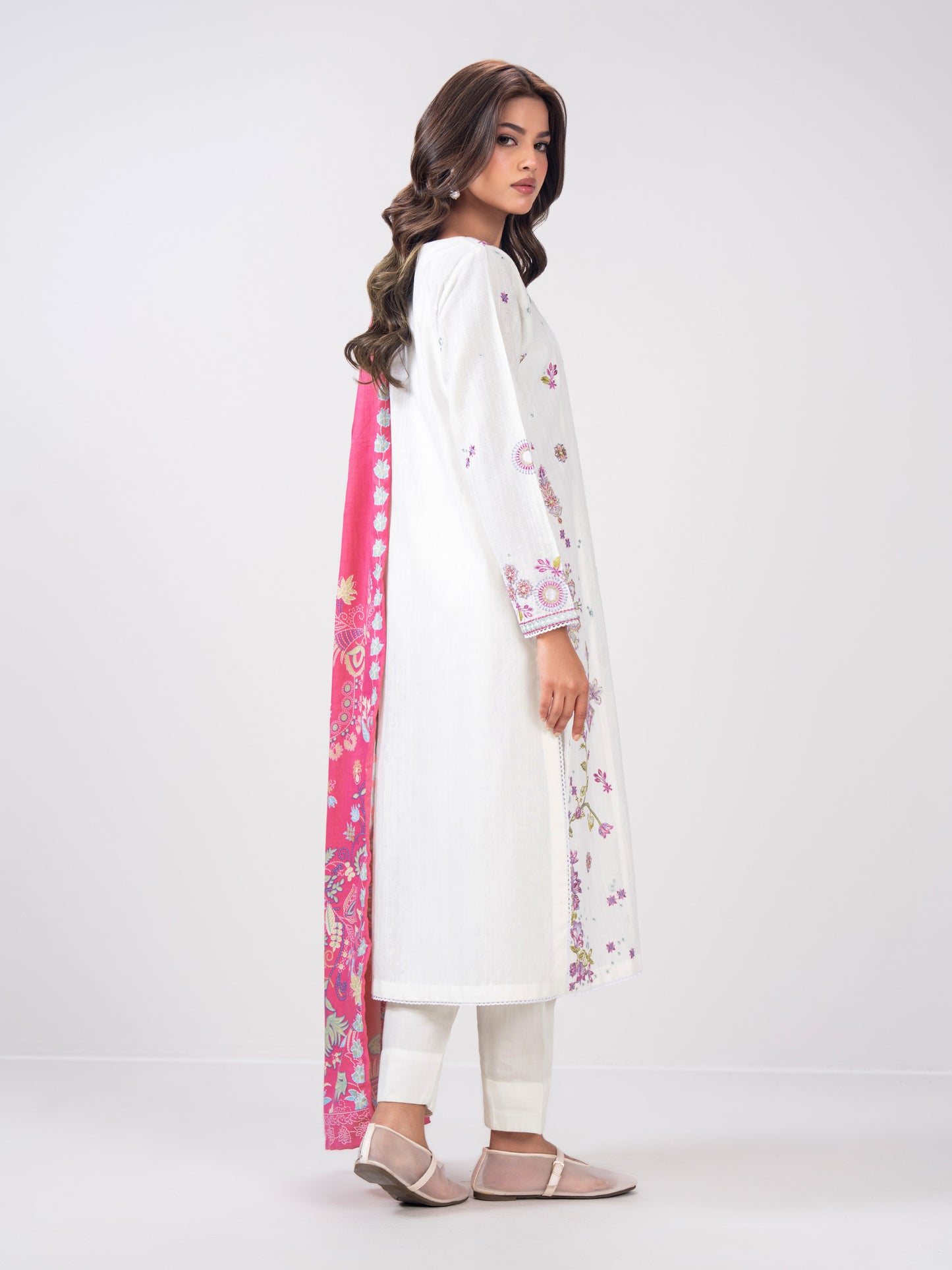 2 Piece Slub Khaddar Suit- Embroidered (Pret)