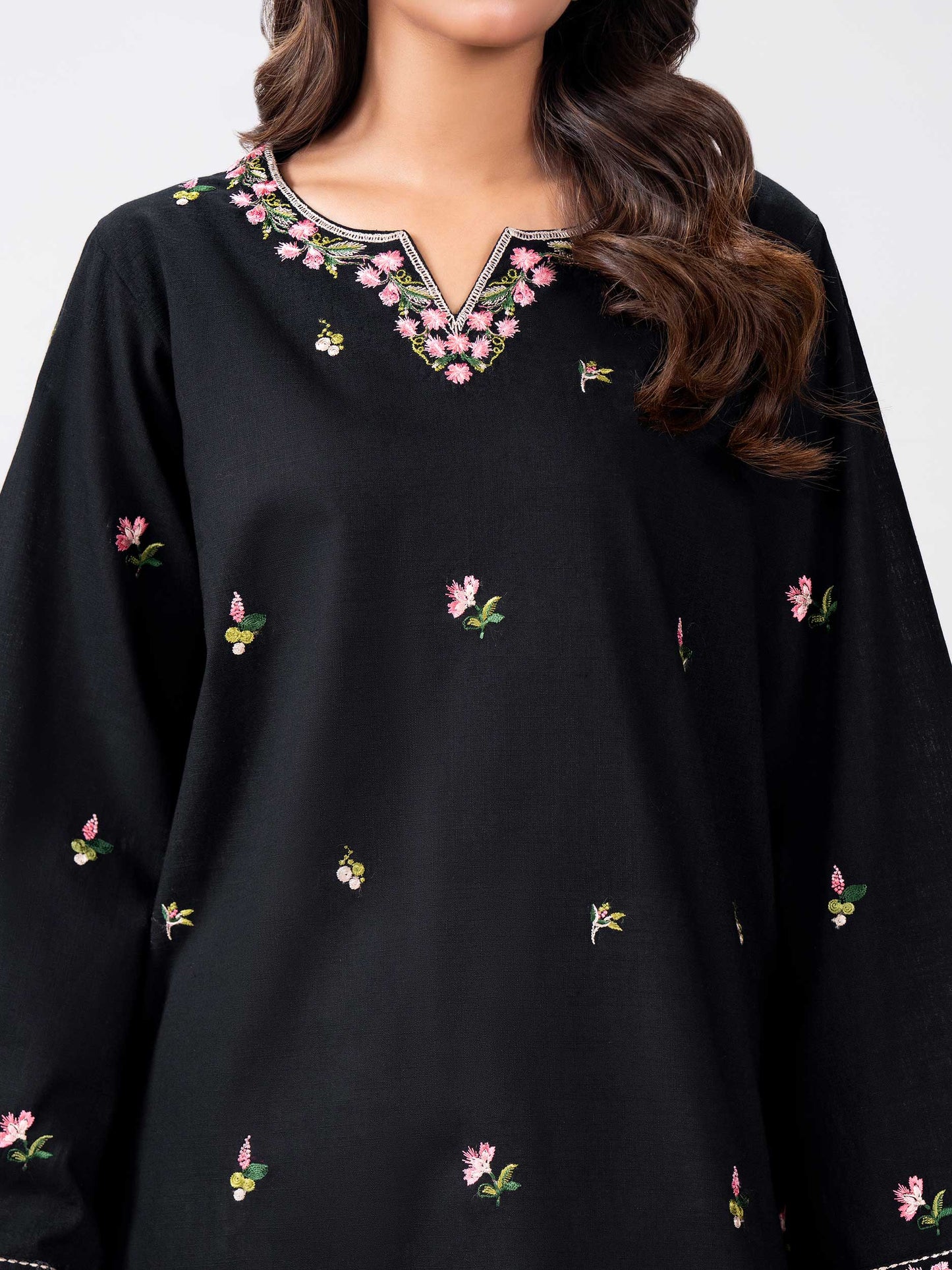 Slub Khaddar Kurti- Embroidered (Pret)