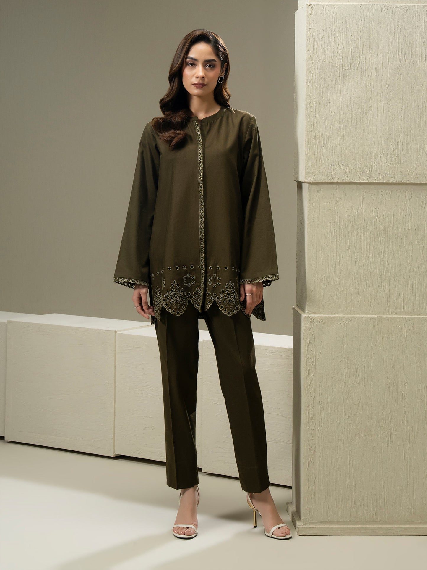 Khaddar Co-ord Set- Embroidered