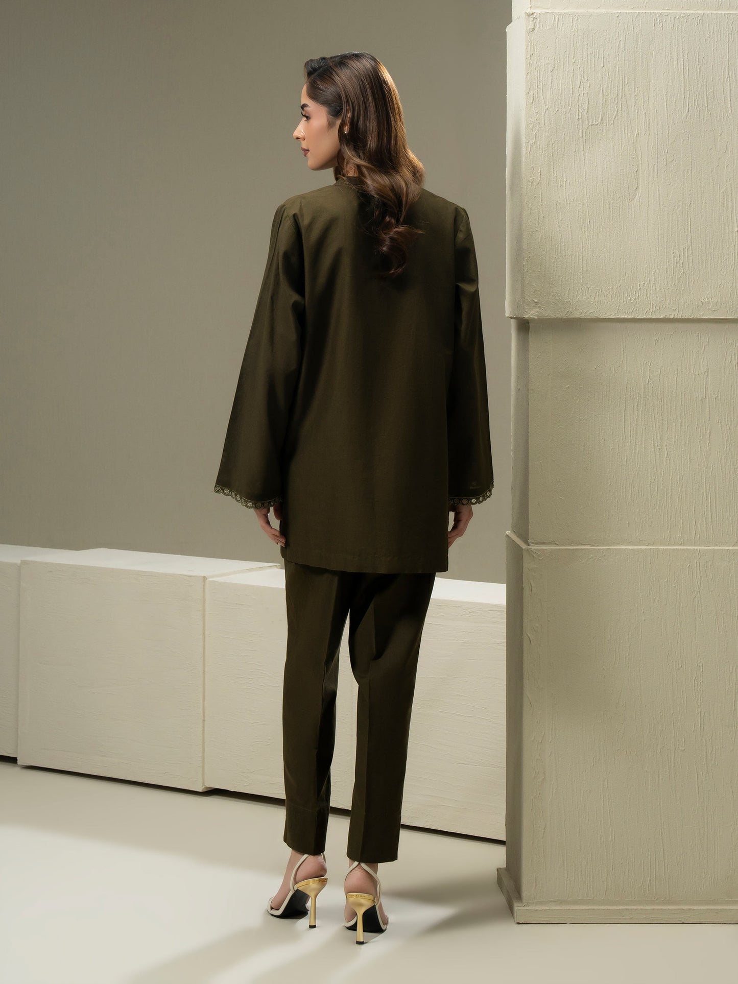 Khaddar Co-ord Set- Embroidered