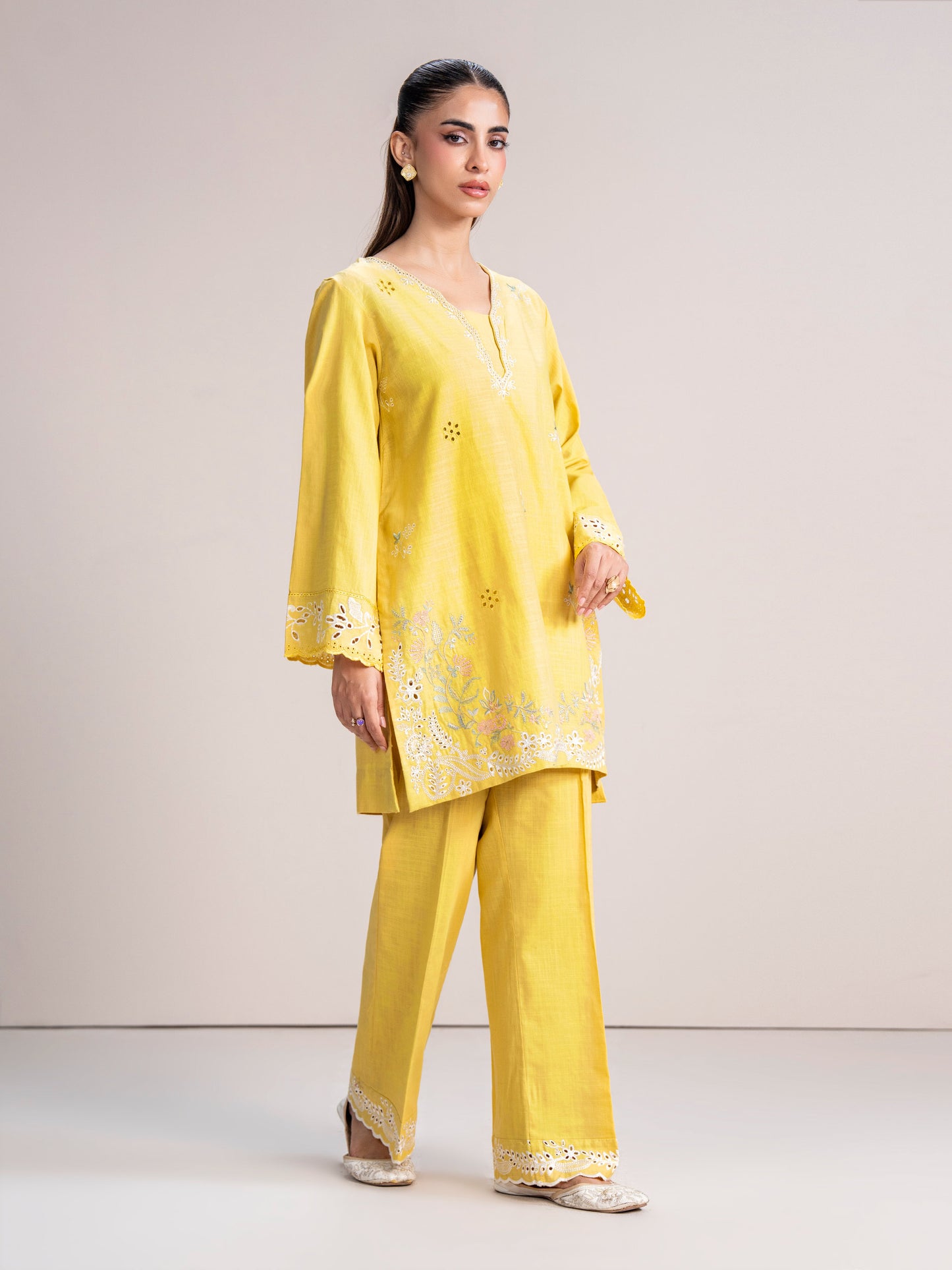 2 Piece Slub Khaddar Suit- Embroidered (Pret)