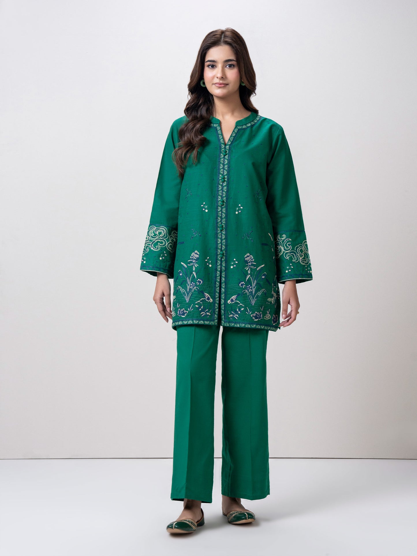 Slub Khaddar Co-ord Set- Embroidered