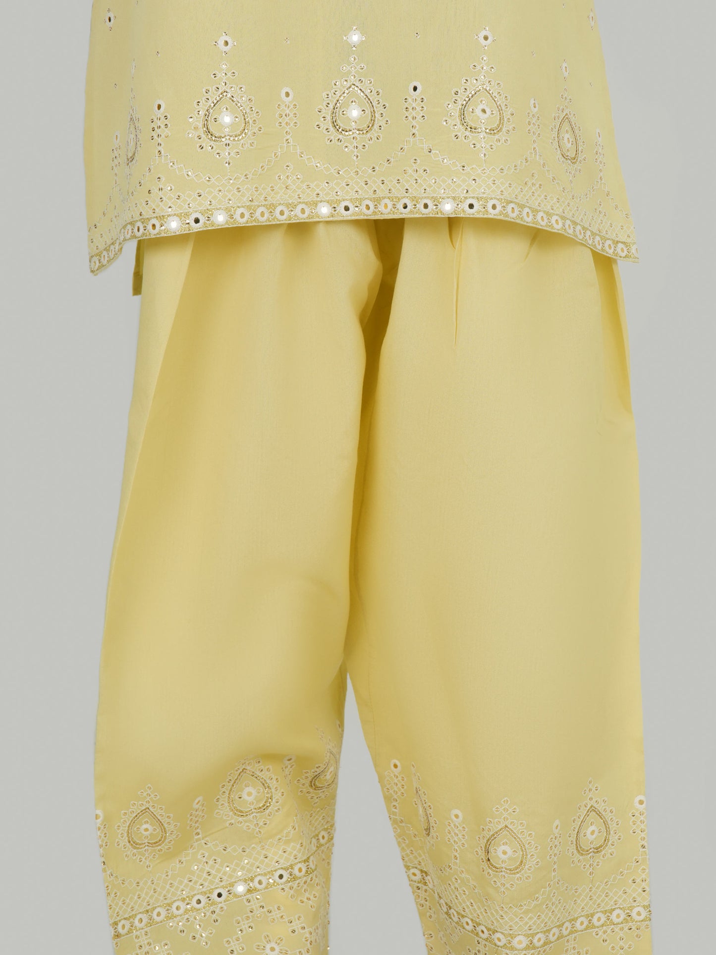 3 Piece Khaddi Silk Suit- Embroidered (Pret)