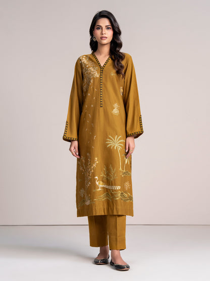 2-Piece Khaddar Suit-Embroidered (Pret)