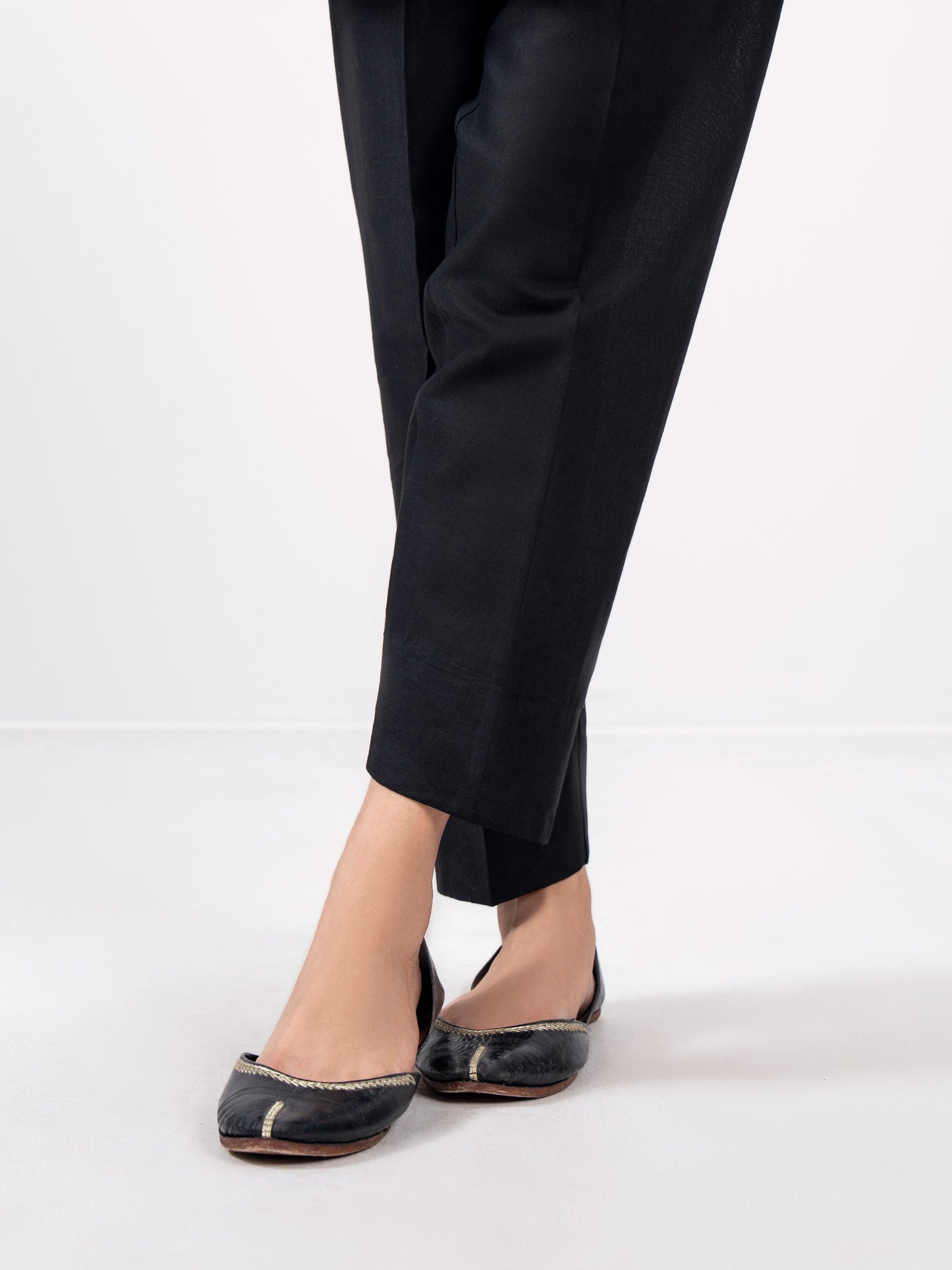 Khaddar Trousers (Pret)