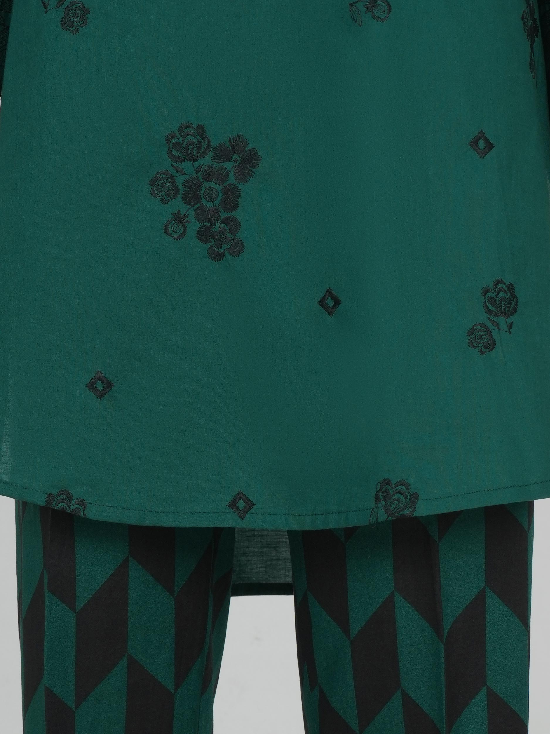 2 Piece Lawn Suit- Embroidered (Pret)