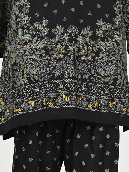 3 Piece Lawn Suit- Embroidered (Pret)