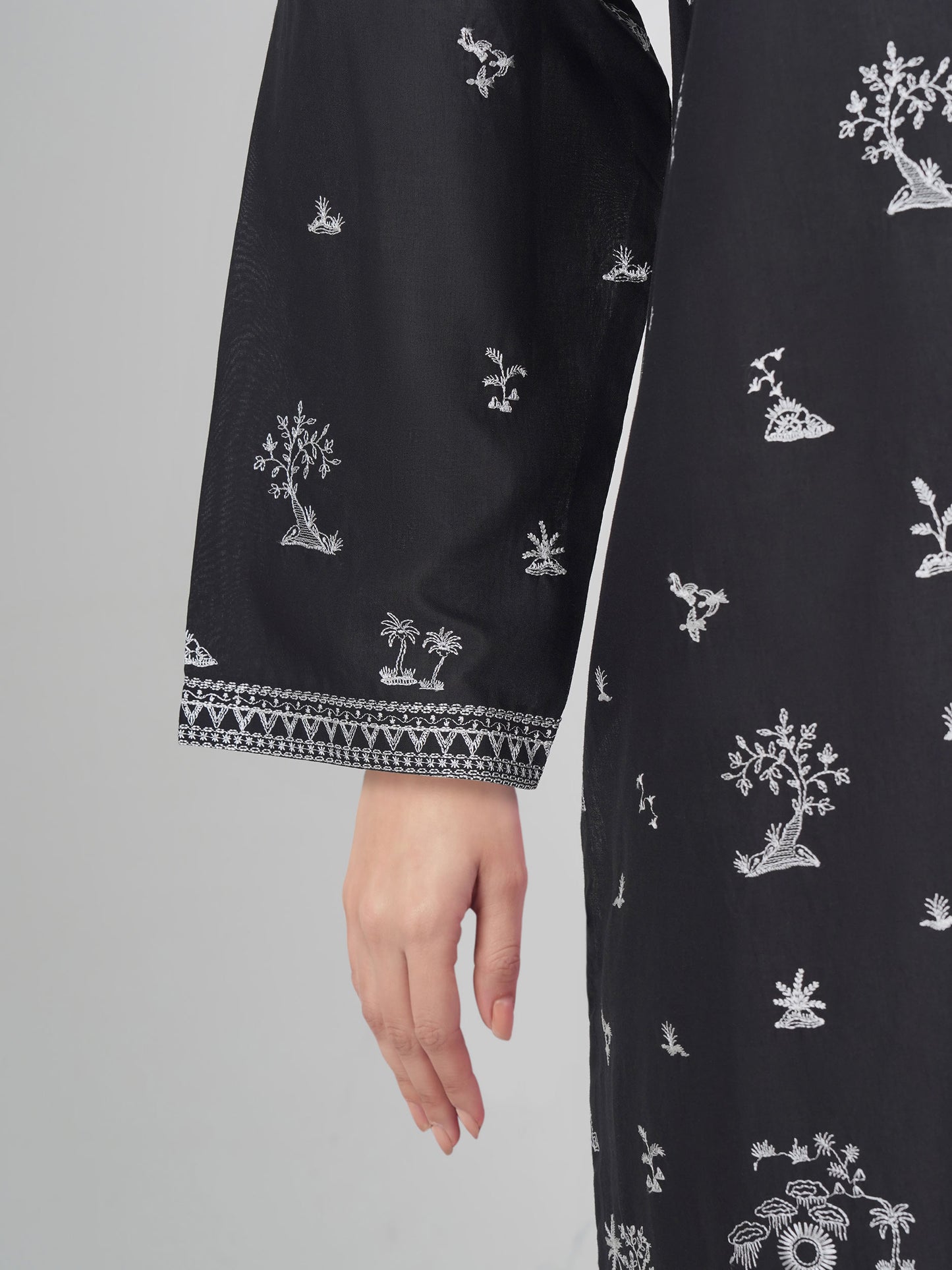 2 Piece Lawn Suit- Embroidered (Pret)