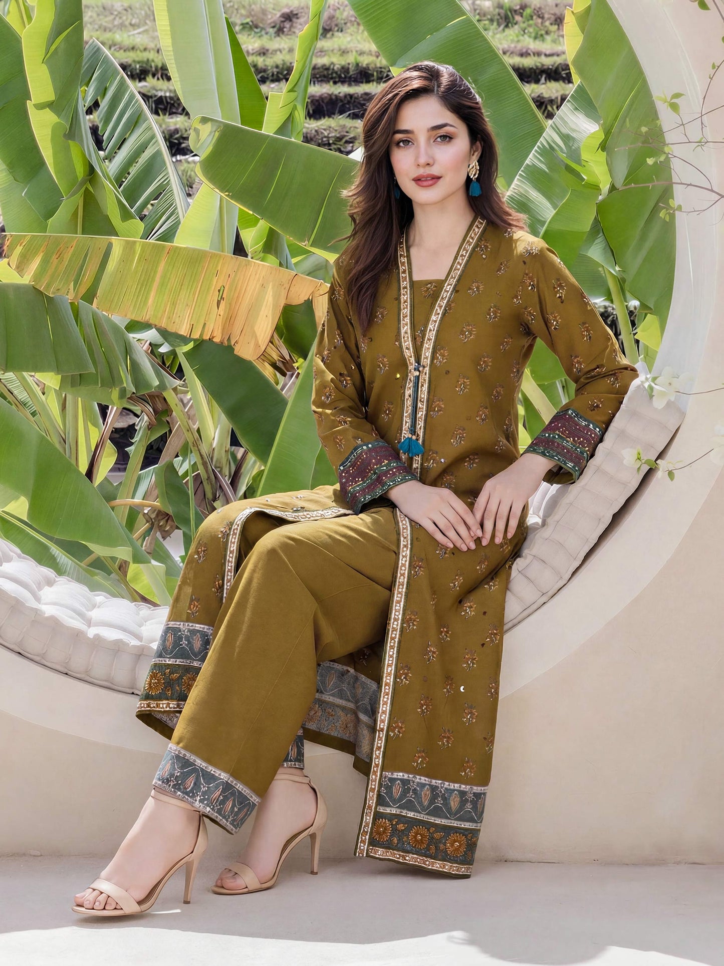 2 Piece Lawn Suit- Embroidered (Pret)