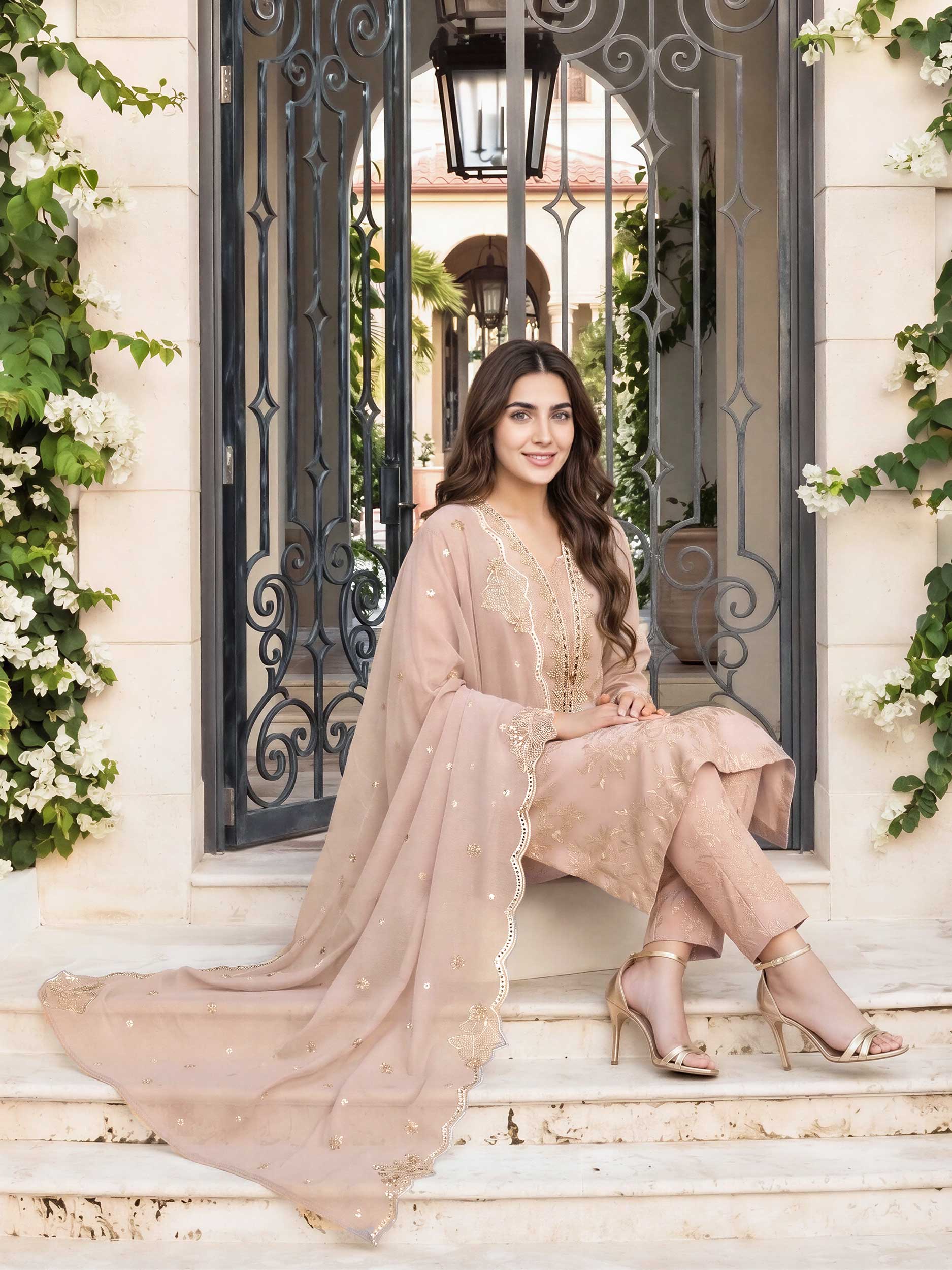 3 Piece Lawn Suit- Embroidered (Pret)