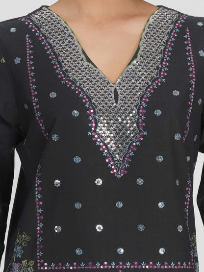 3 Piece Lawn Slub Suit- Embroidered (Pret)