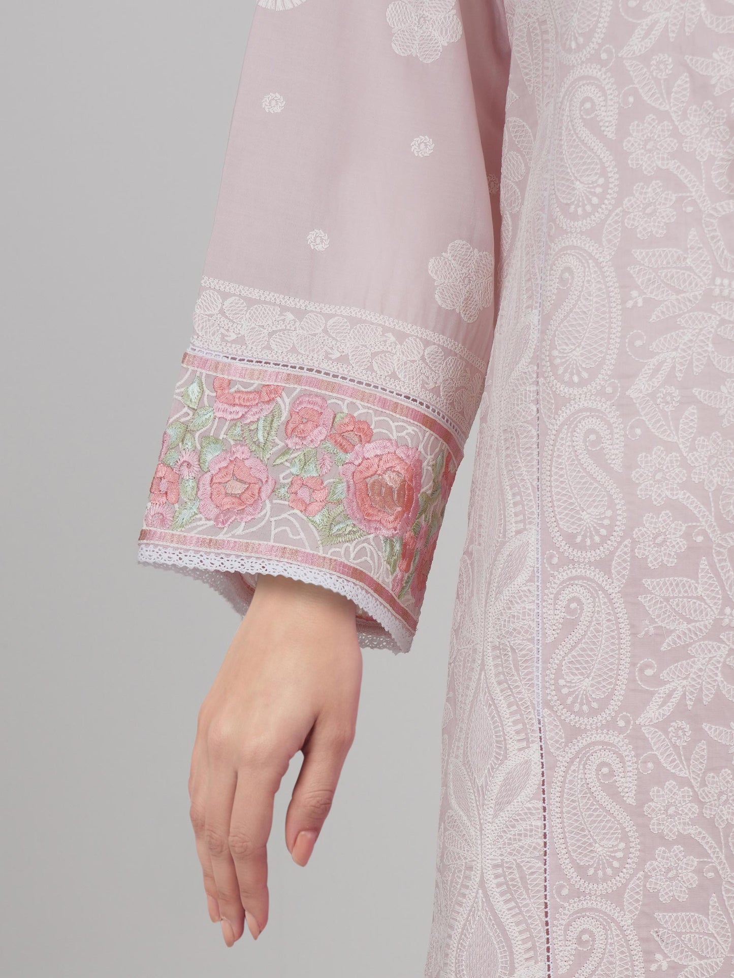 3 Piece Lawn Suit- Embroidered (Pret)