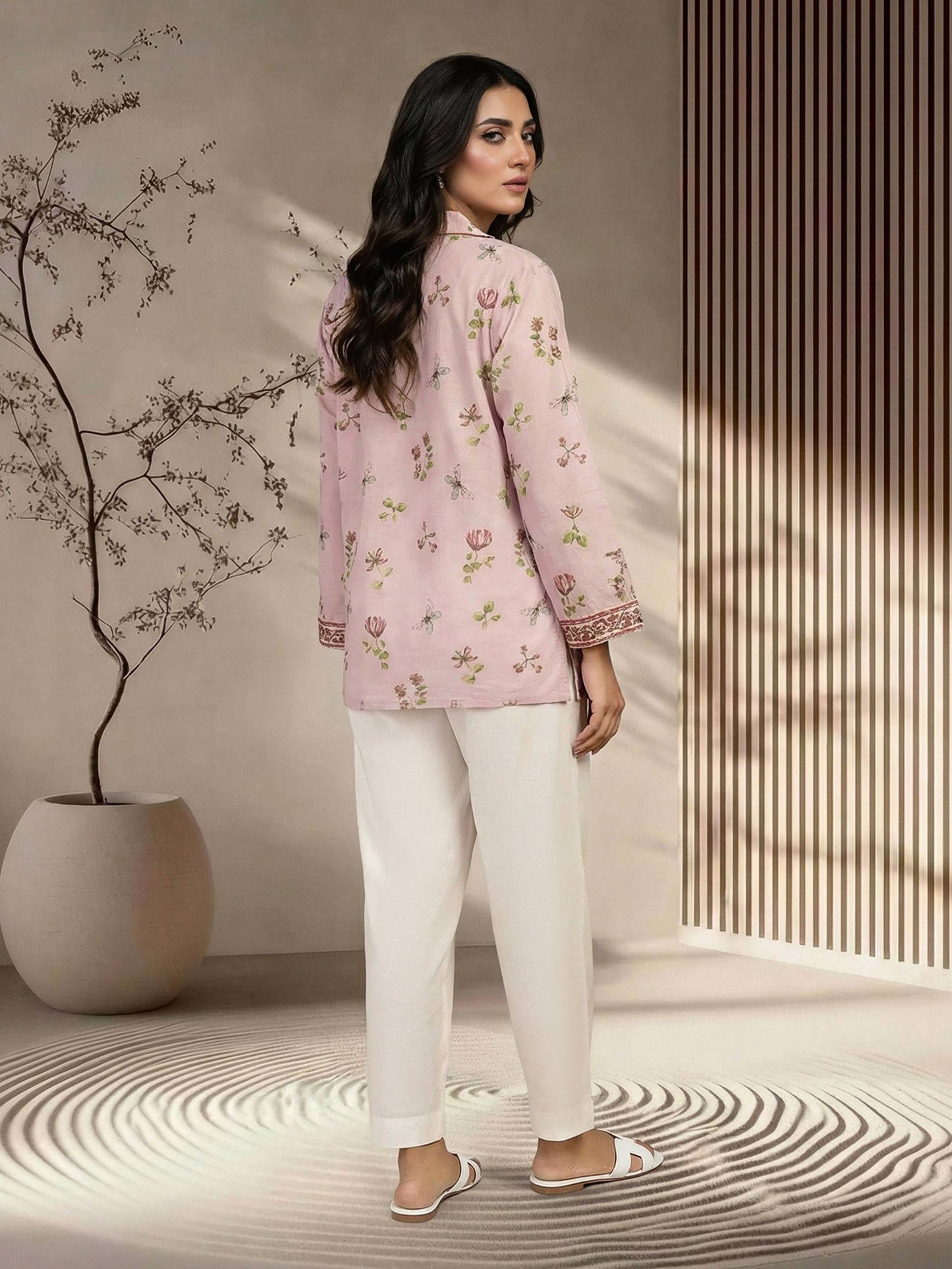 Lawn Kurti (Pret)