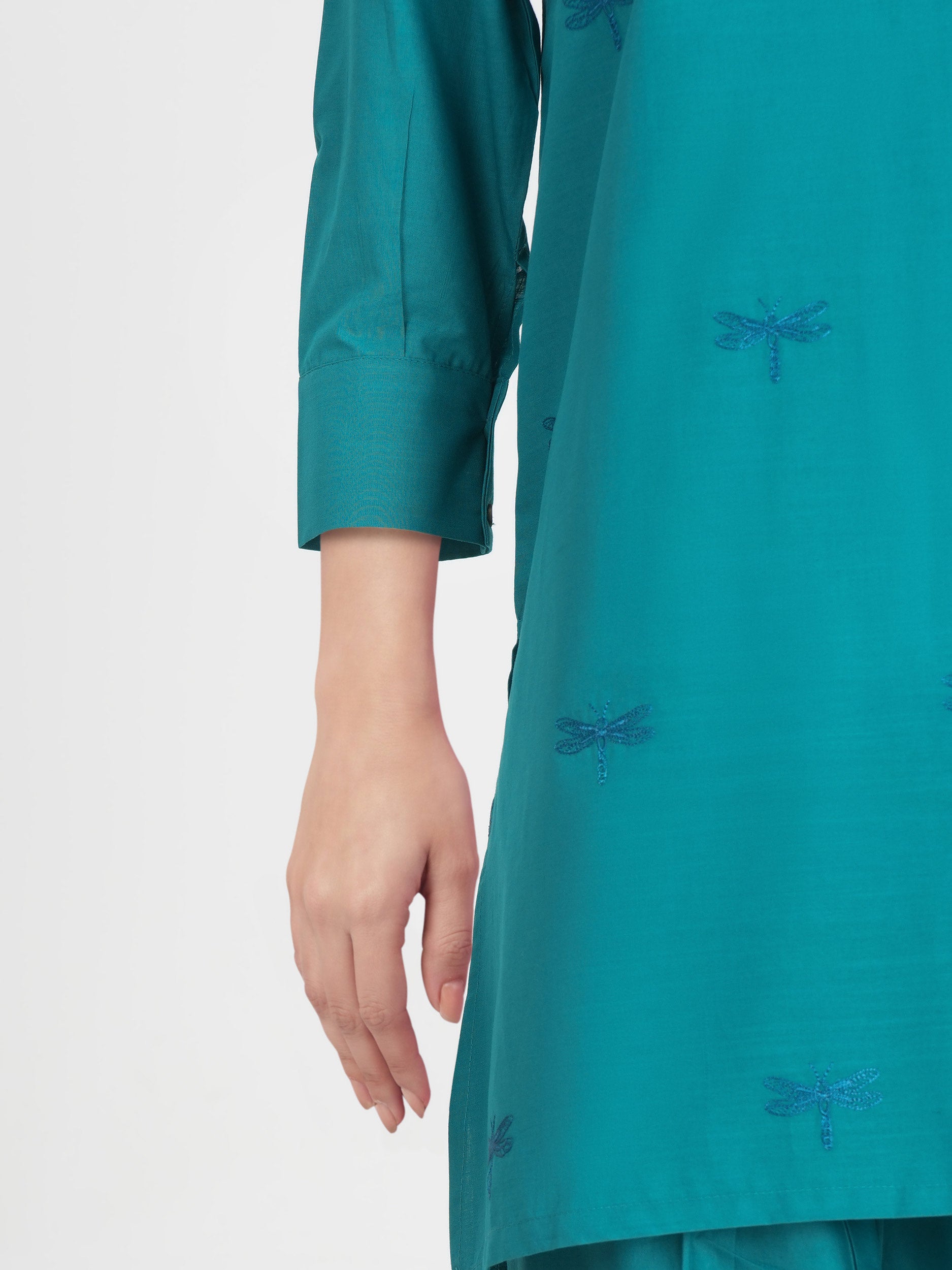 2 Piece Cambric Suit- Embroidered (Pret)