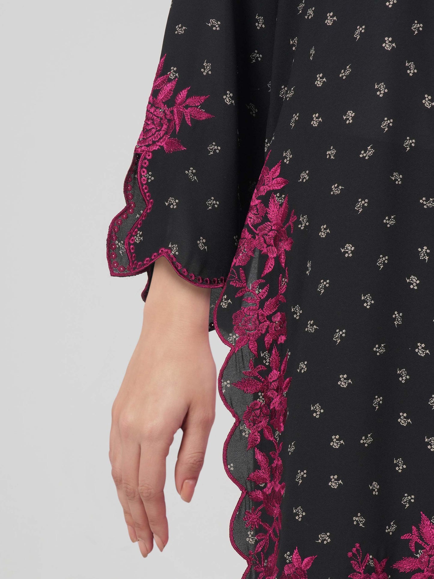2 Piece Grip Suit- Embroidered (Pret)