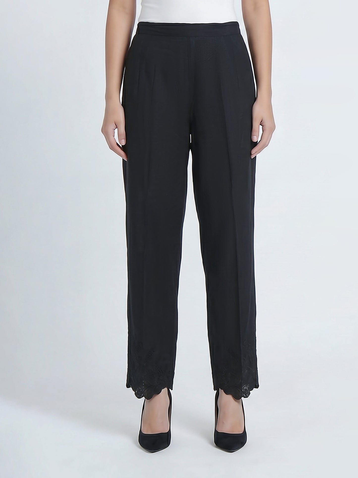 Cambric Trousers- Embroidered (Pret)