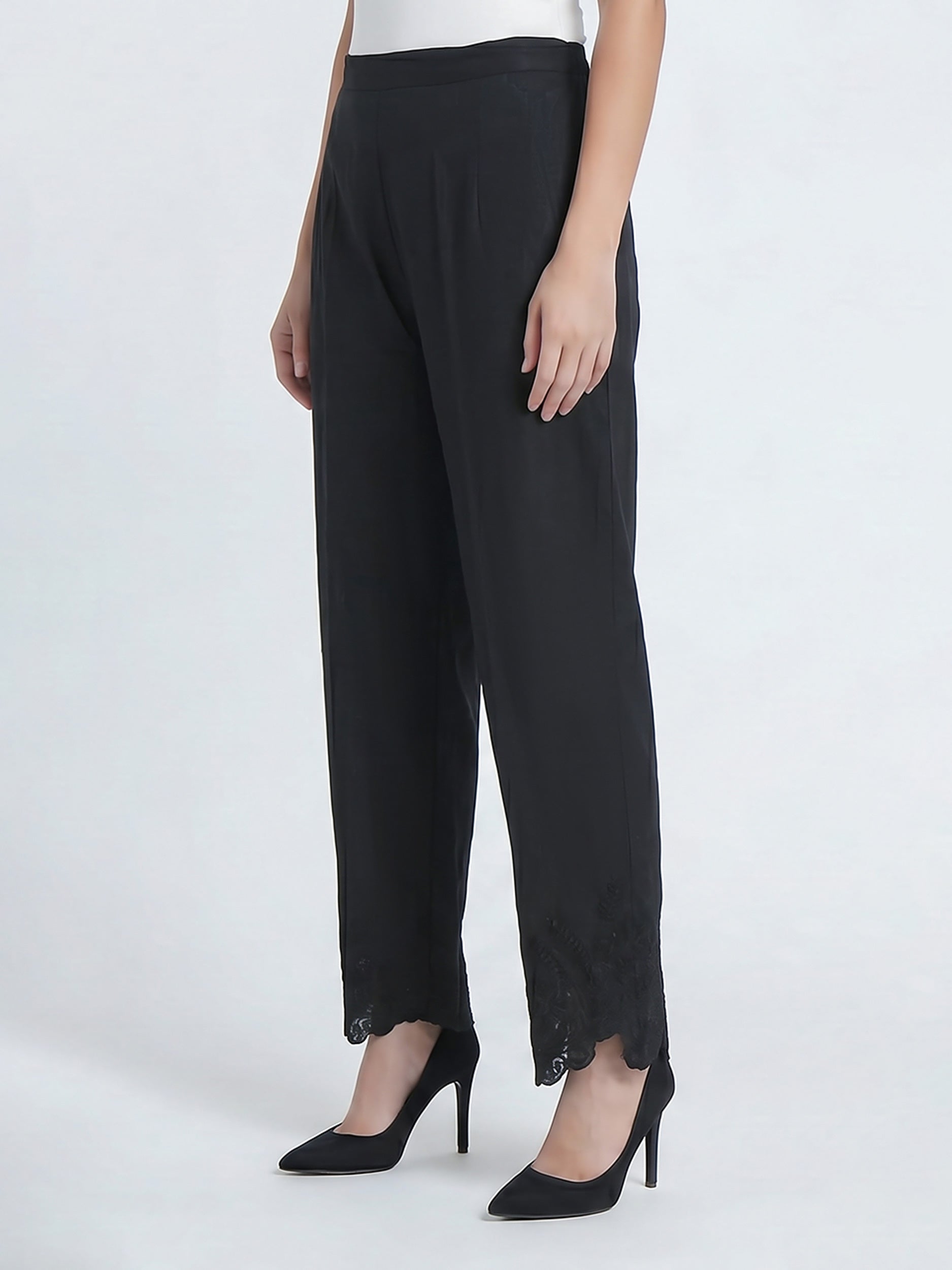 Cambric Trousers- Embroidered (Pret)