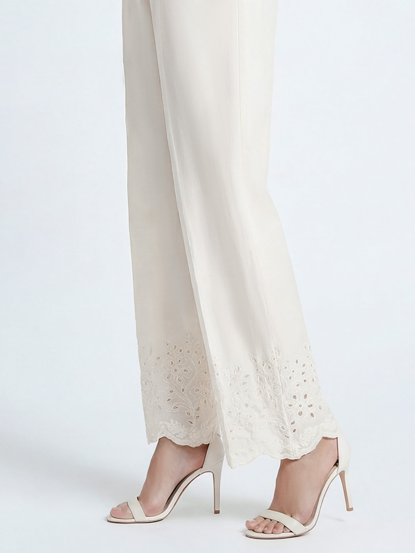 Cambric Trousers- Embroidered (Pret)
