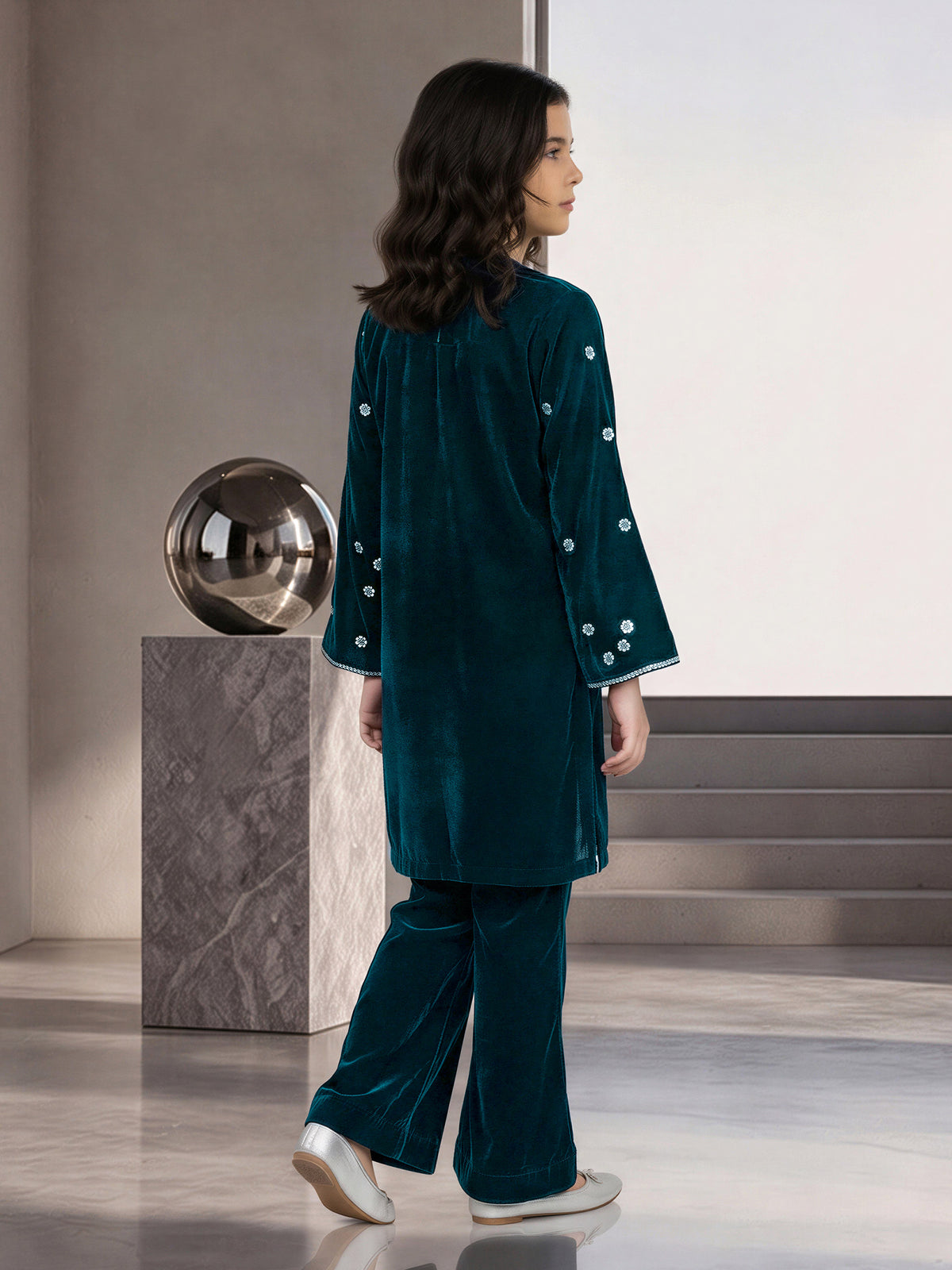 2 Piece Velvet Suit- Embroidered (Pret)