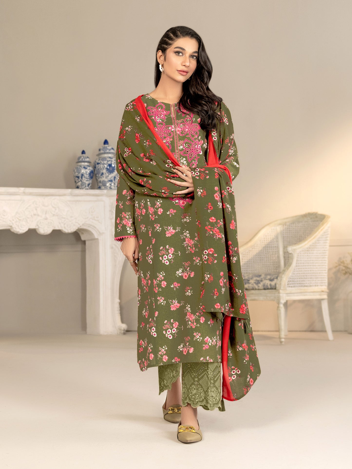 3 Piece Khaddar Suit-Embroidered(Unstitched)