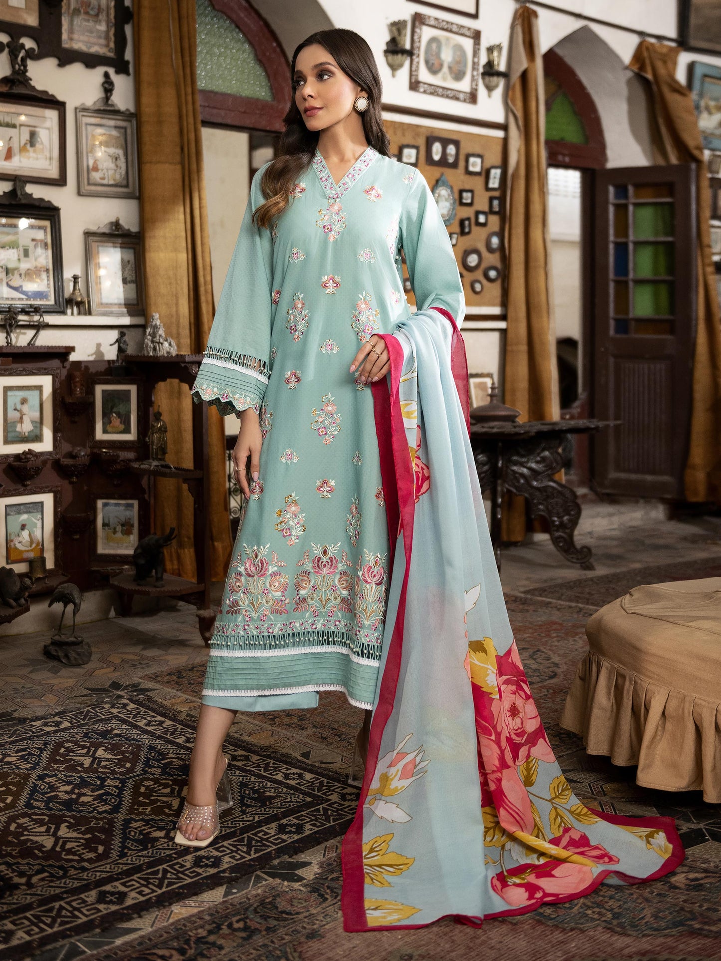 3 Piece Texture Lawn Suit-Embroidered (Unstitched)