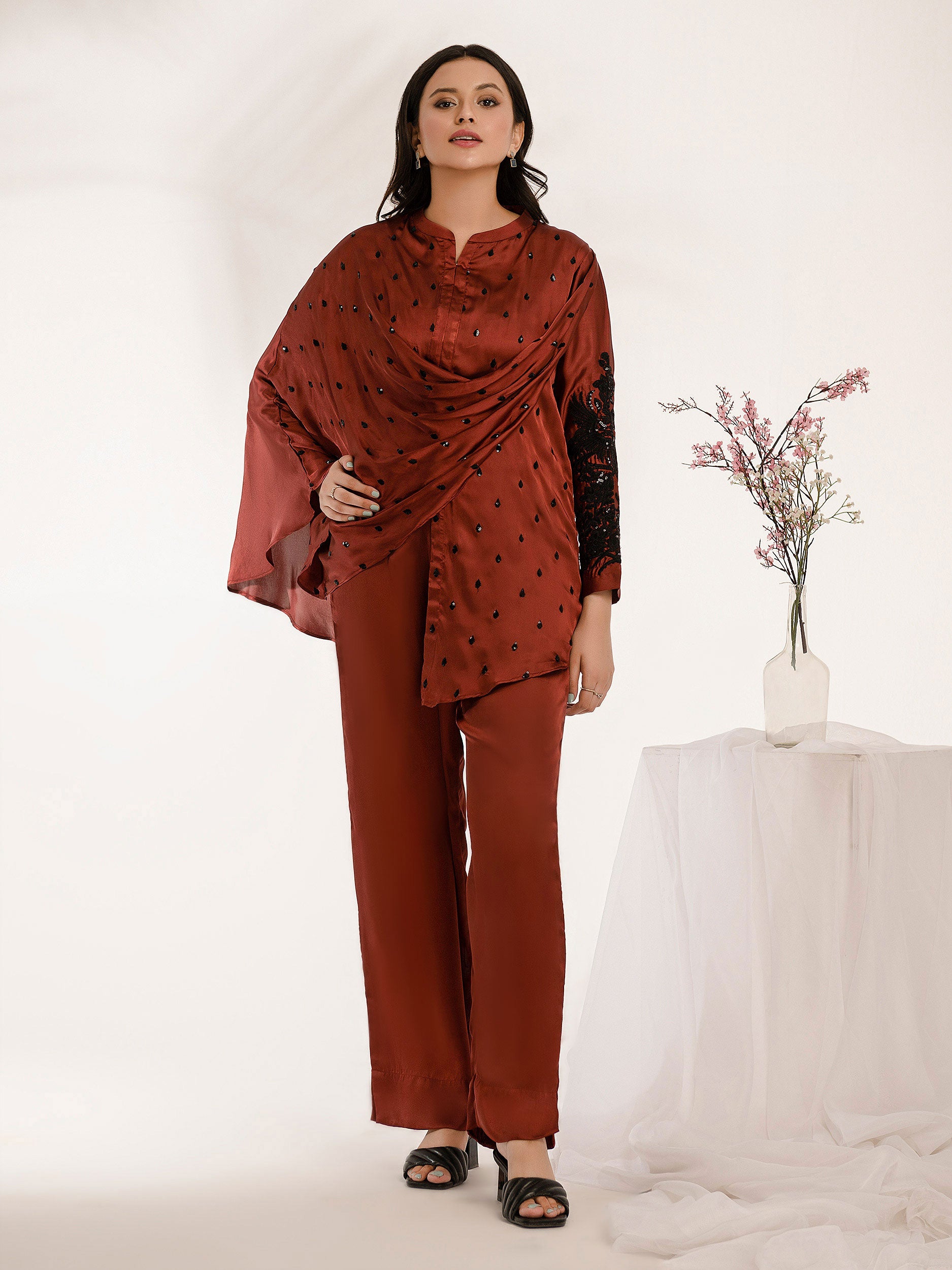 2 Piece Silk Suit-Embroidered (Pret)