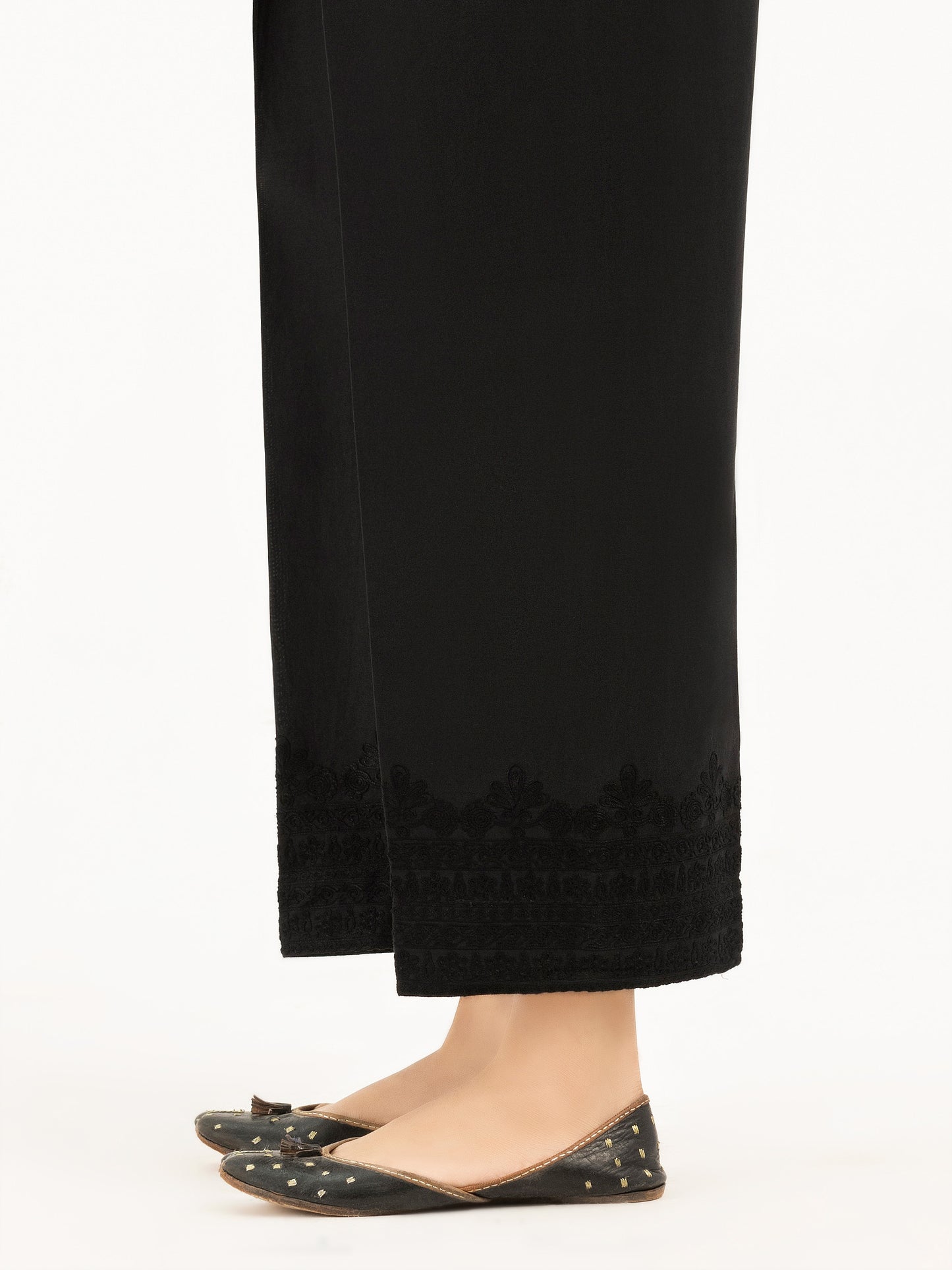 Embroidered Cambric Trousers(Pret)