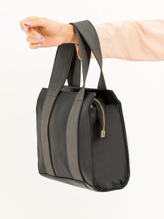 classic-textured-handbag
