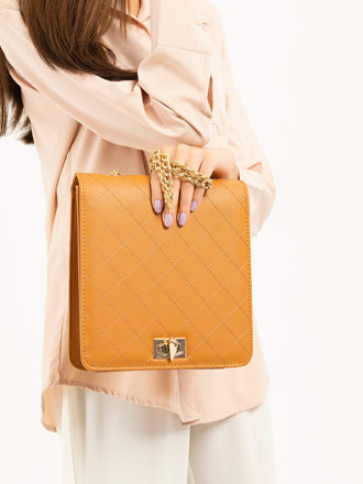 criss-cross-handbag