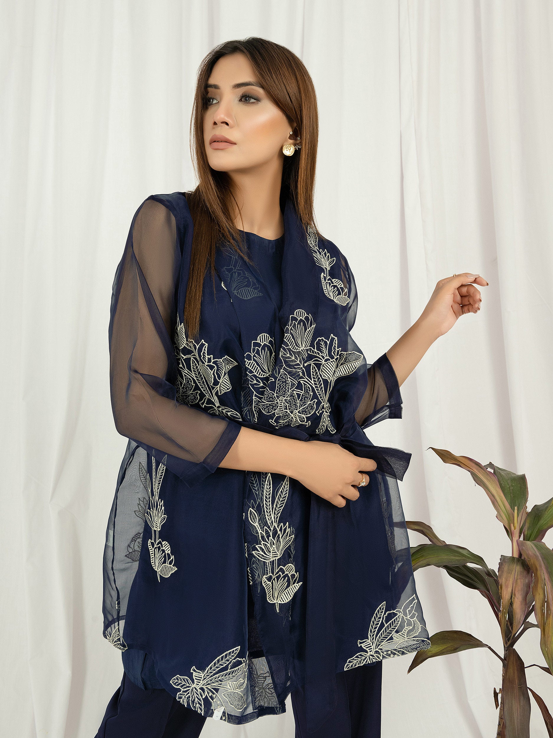 organza-shirt-with-cardigan-embroidered-(pret)